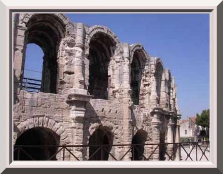Les ar�nes d'Arles � 16 heures
