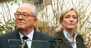 Le Pen en d�confiture
