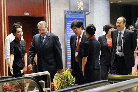 le président du CIO arrive en Chine